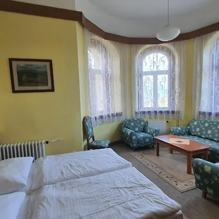 Kramarova Vila فندق 3*